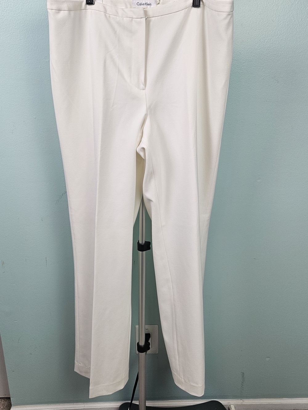 NWT Calvin Klein The Hudson Straight Leg Pants White Size 12